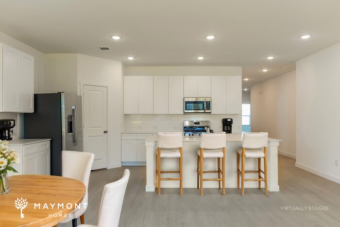 Building Photo - 2287 Ft Davis Pass