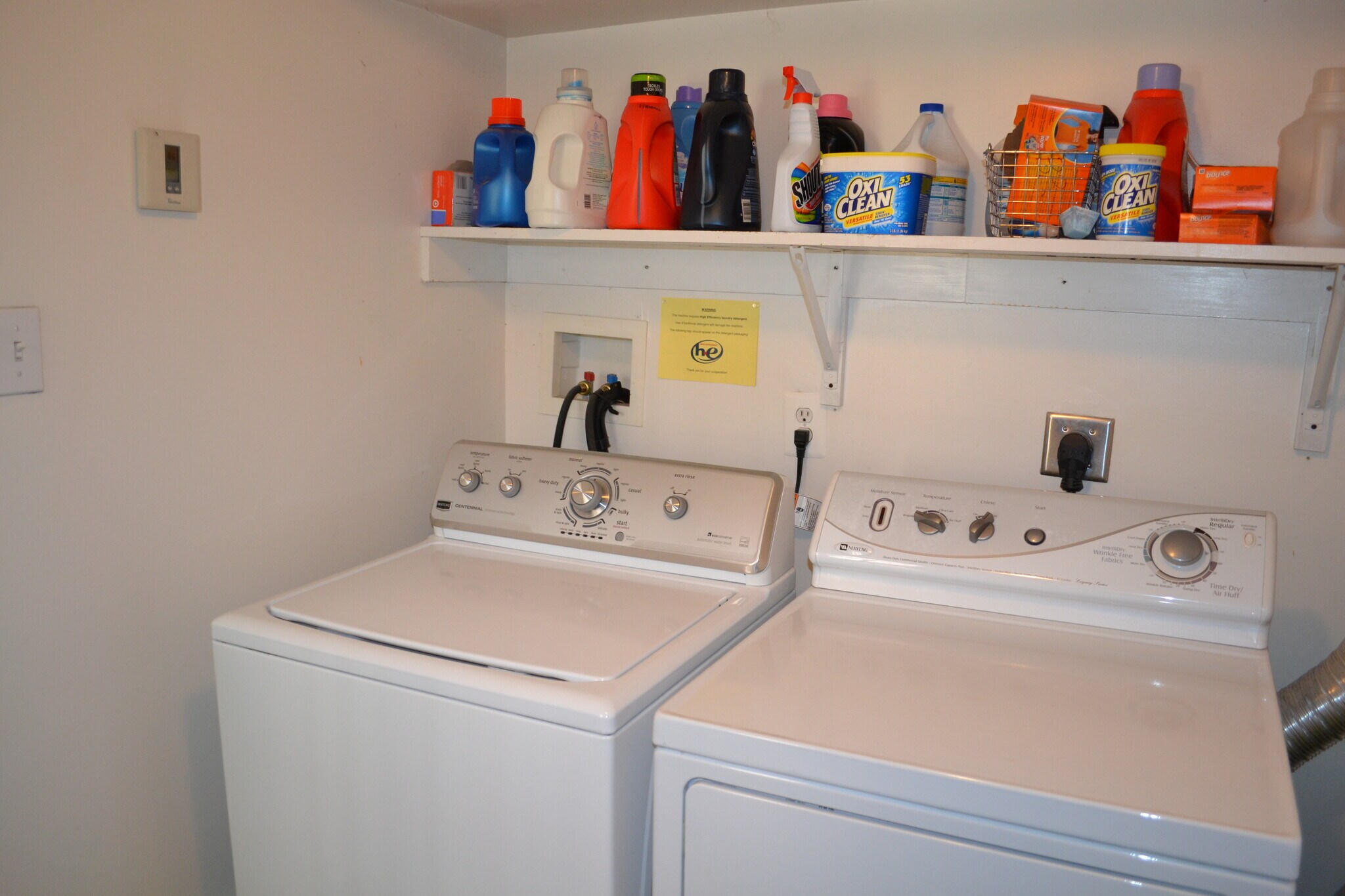 Free Laundry Room (shared facility) - 2250 Cathedral Ave NW