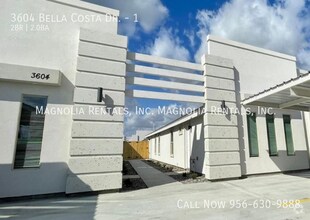 Building Photo - 3604 Bella Costa Dr