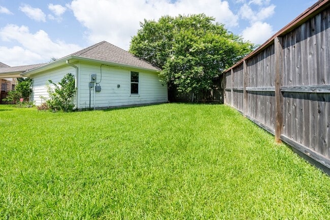 Building Photo - 12502 Boxwood Way Ln