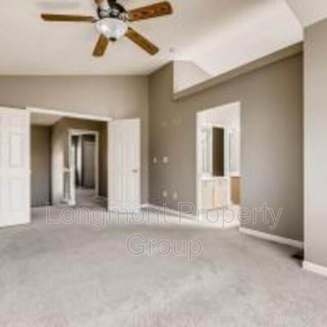 Building Photo - 713 Pendleton Ave