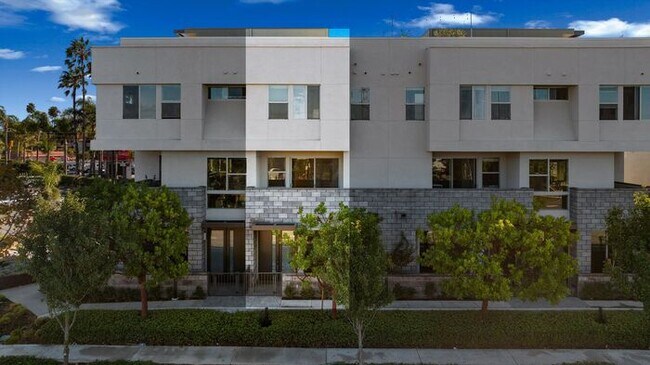 Building Photo - Superior Point