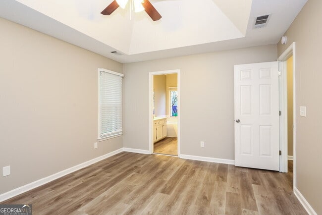 Building Photo - 10550 Windsor Park Dr