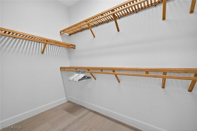 Building Photo - 8877 Yucatan Ct