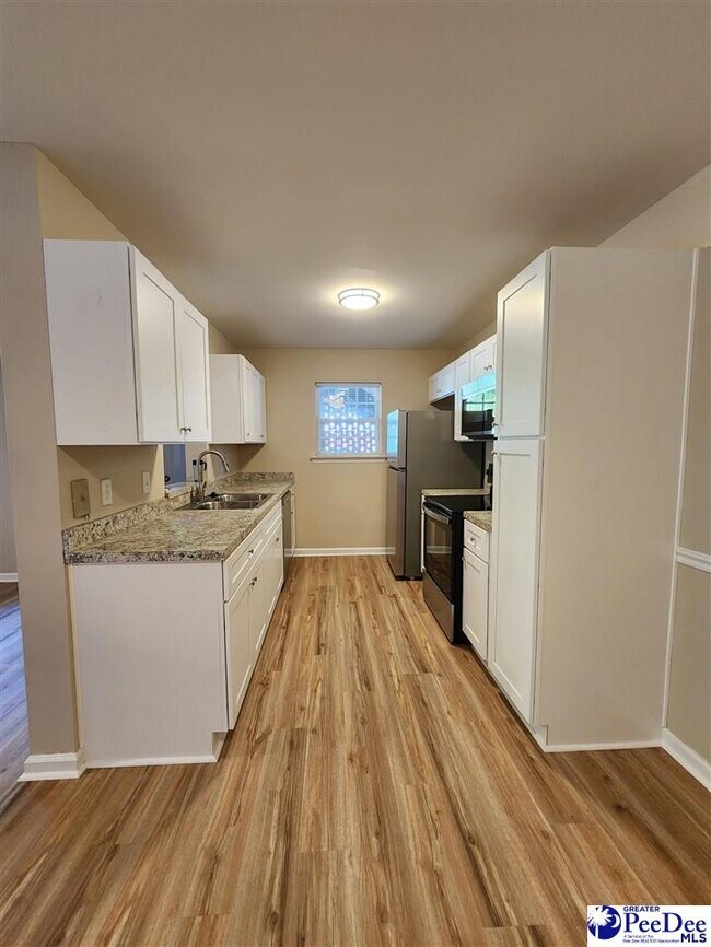 Building Photo - 1253 Vía Ponticello