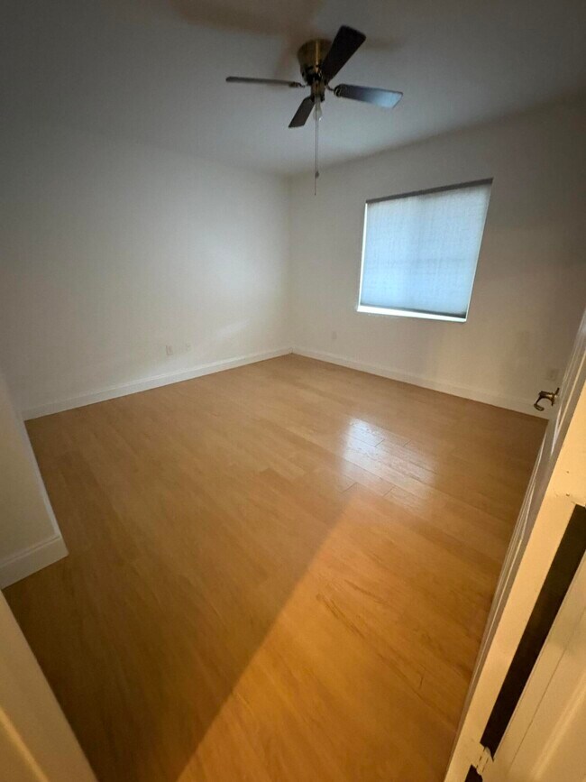 Building Photo - 2000 NW 99th Way