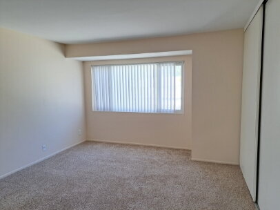 Building Photo - Charming 1-Bedroom Condo Retreat in Prime ...