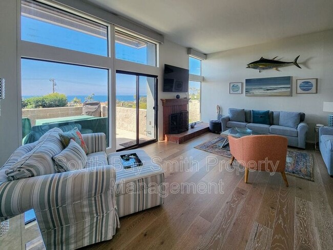 Building Photo - 420 Palos Verdes Blvd