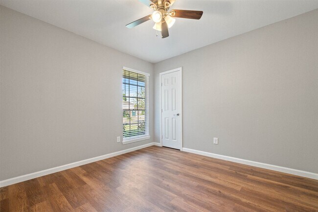 Building Photo - 12203 Ryewater Dr