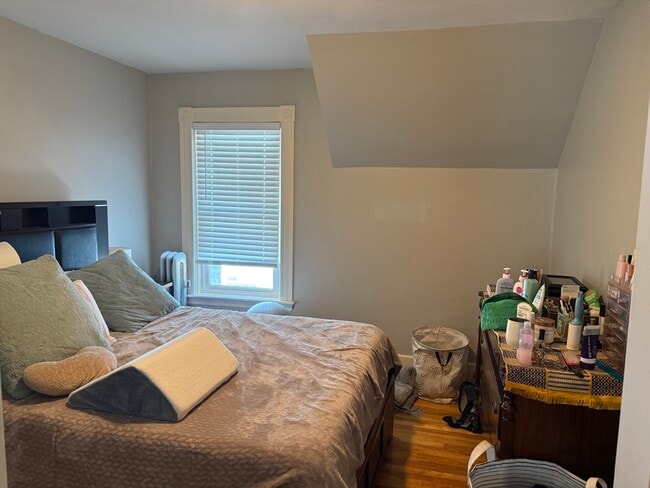 Building Photo - 5 Arbor Vitae St