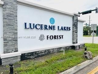 Primary Photo - 4760 Lucerne Lakes Blvd W
