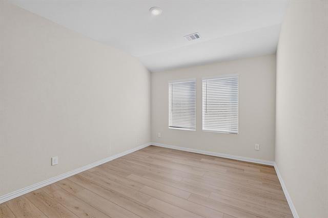 Building Photo - 504 Tidal Dr