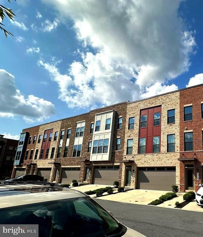 Building Photo - 4726 Towne Park Rd
