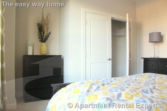 Building Photo - 632 Massachusetts Ave