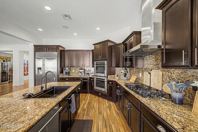Building Photo - 5704 W Bent Tree Dr