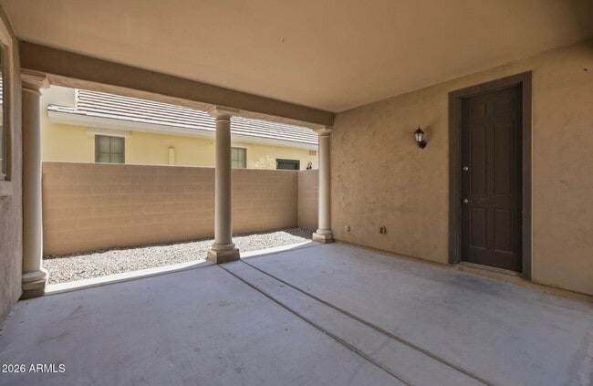 Building Photo - 15372 W Dahlia Dr
