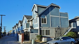 Building Photo - 533 E 11th Street
