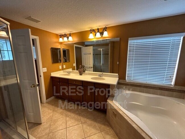 Building Photo - 314 Canyon Stone Cir