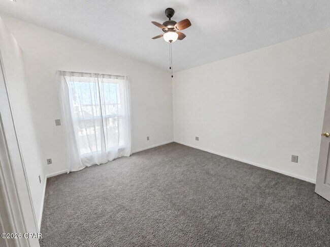 Building Photo - 6009 Sunset Ave