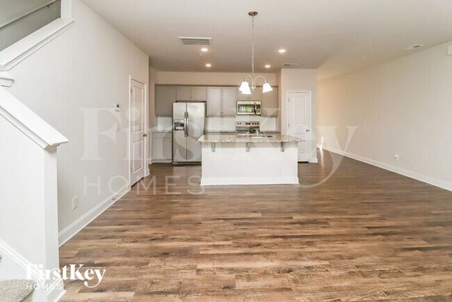 Building Photo - 2027 Cypress Village Dr NW