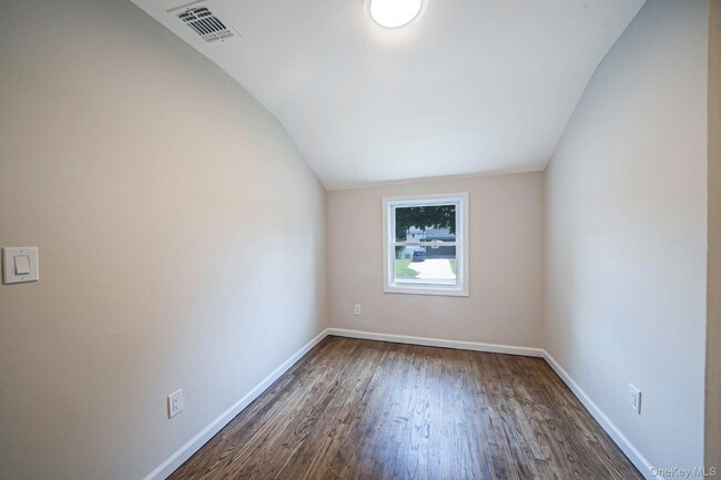 Building Photo - 610 Americus Ave