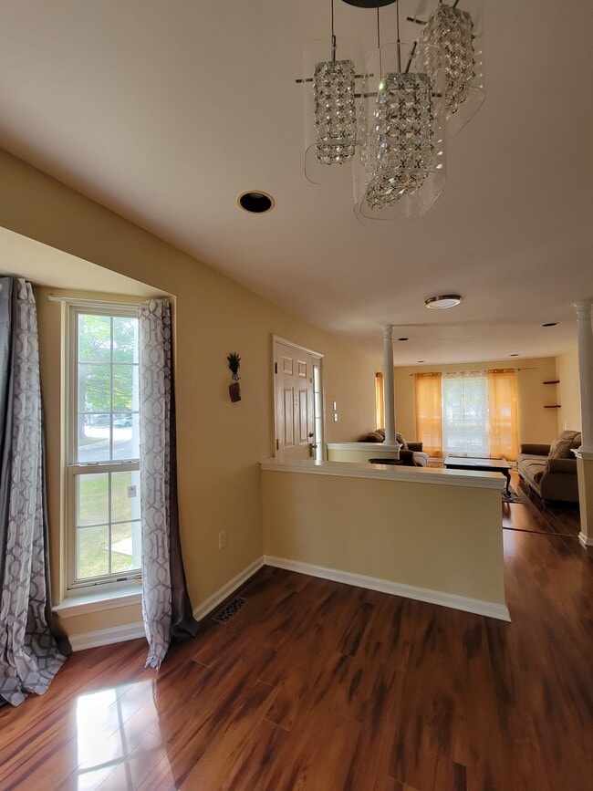 Living/Dinning - 1 Painted Wagon Rd