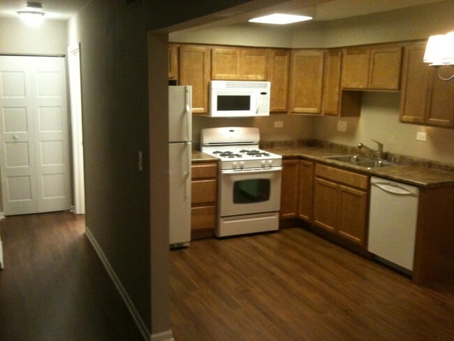 Building Photo - 725 Limerick Ln