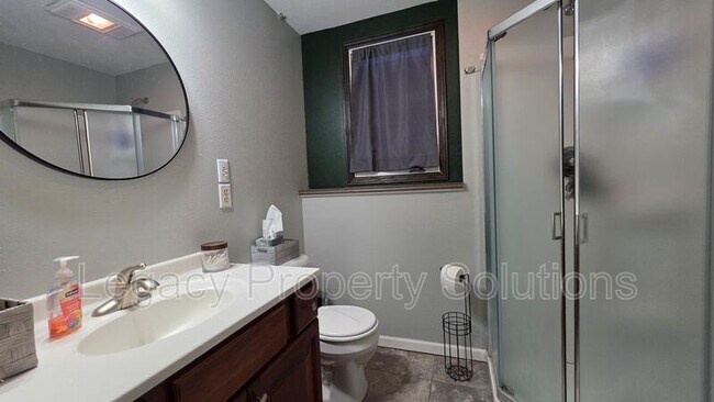 Building Photo - 1400 S 3rd St