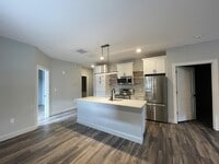 Building Photo - 25 Lowell St