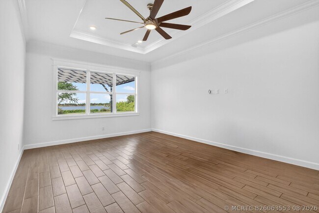Building Photo - 799 Hookline Cir