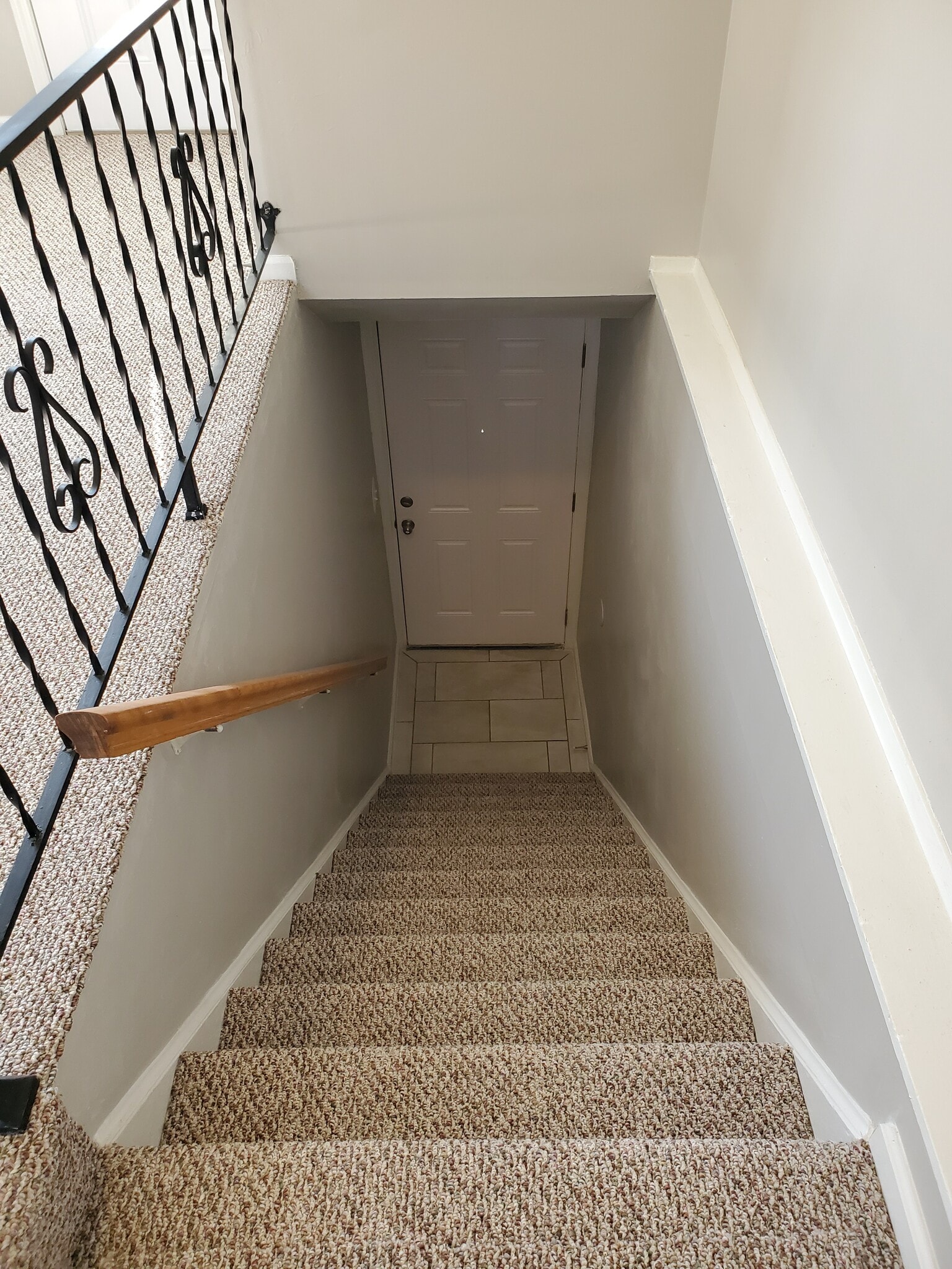 Building Photo - 5526 Humbert Rd