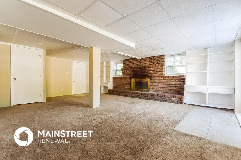 Building Photo - 2137 Baden Ct