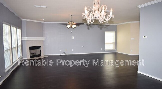 Building Photo - 3136 Rockwell Ln