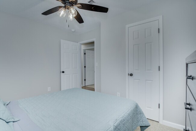 Building Photo - 4312 Windsor Spring Rd