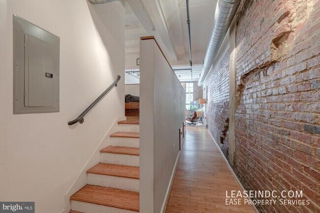 Building Photo - 1401 Church St NW