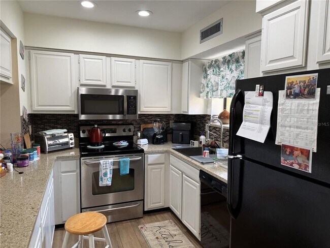 Building Photo - 5631 Ashton Lake Dr