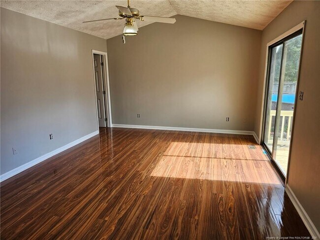 Building Photo - 5227 Ballentine St
