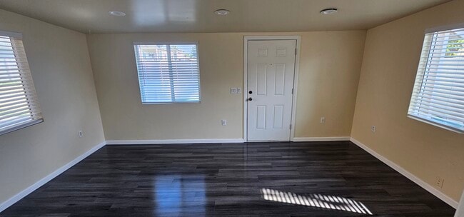 Building Photo - 1690 Colfax Dr