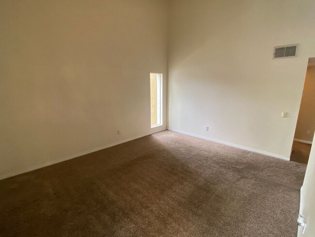 Building Photo - Rancho Bernardo Waterbridge Condos