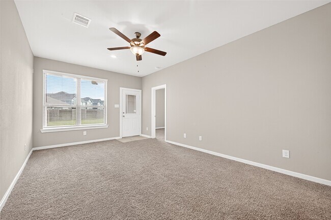 Building Photo - 9442 Starlight Oak Dr