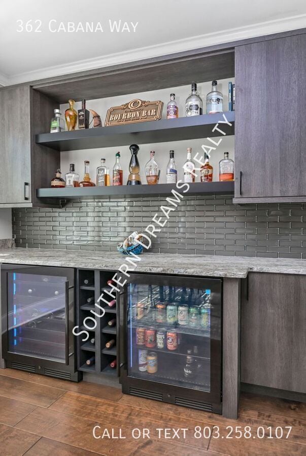 Building Photo - 362 Cabana Wy