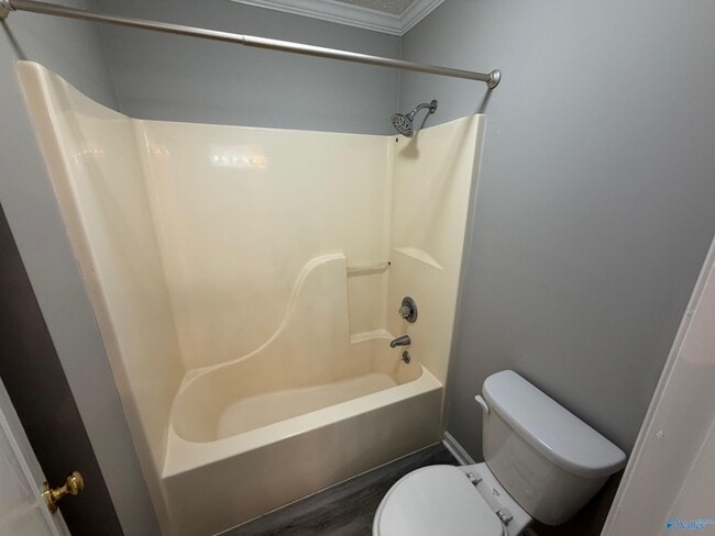 Building Photo - 2405 Halifax Pl SW