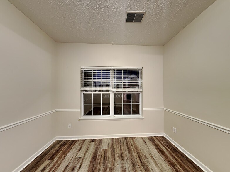 Building Photo - 1007 Rutherford Way