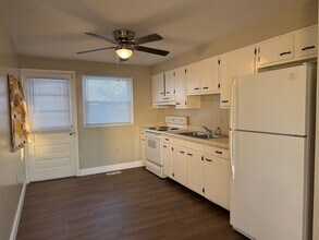 Building Photo - 239 Euclid Ave