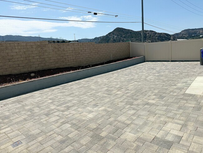 Building Photo - 23724 Wilcox Dr