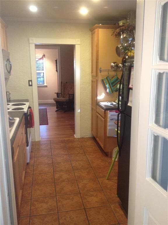 Building Photo - 711 NW 34th Pl