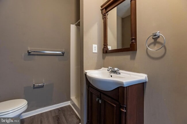 Building Photo - 1706 Willington St