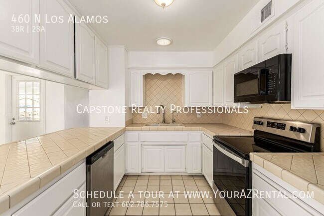 Building Photo - 460 N Los Alamos