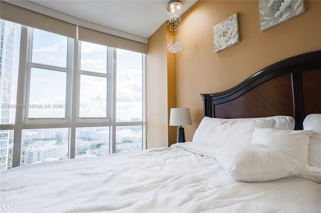 Building Photo - 18201 Collins Ave