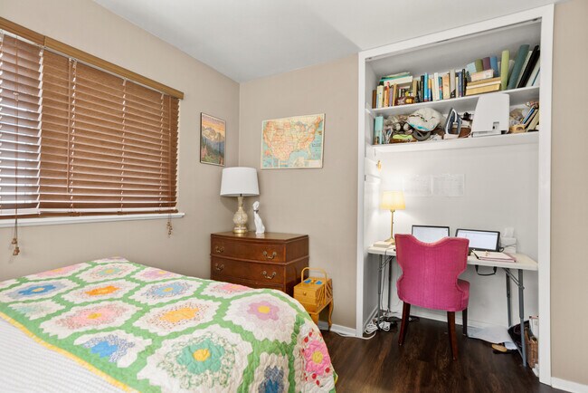 Building Photo - 408 Ramble Ln